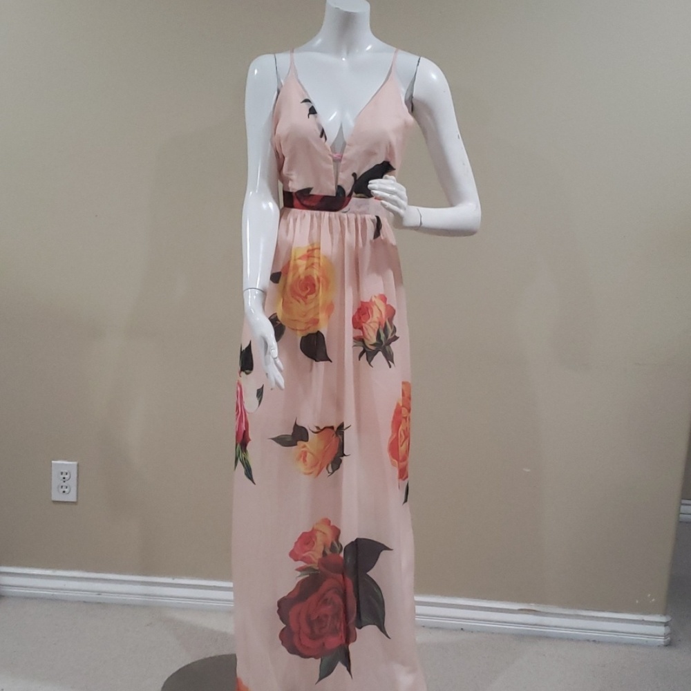 AKIRA, dress